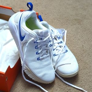Nike volleyball shoes size 8.5